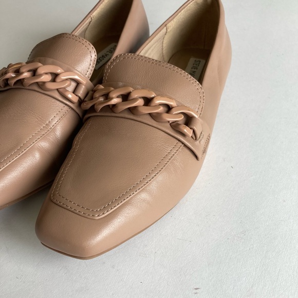 Steve Madden Cream Leather Chain Loafers size 10 - Picture 8 of 15